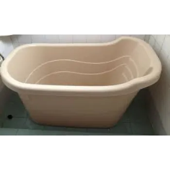 Plastic Bath Tub